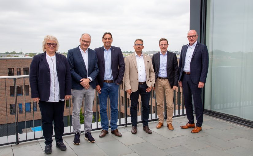 von links nach rechts: Sabine Steidinger, Martin Beyer, Julian de Souza, Thomas Junglas, Dr. Torsten Feldbrügge und Holger Laue (Foto: GWS)