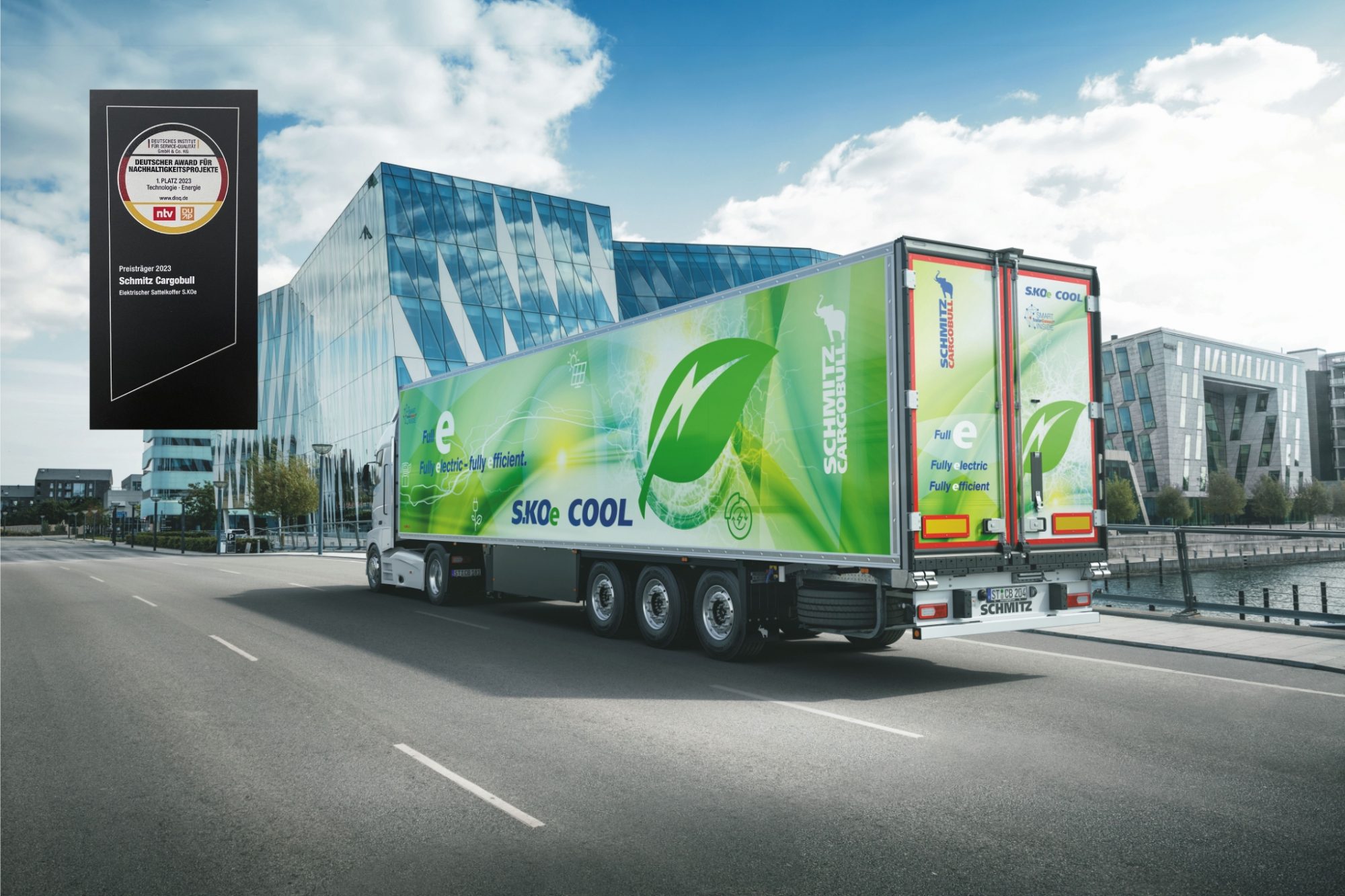 Schmitz Cargobull ist erster OEM mit Typgenehmigung für vollelektrischen Kühlkoffer S.KOe COOL mit Generatorachse (Foto: Schmitz Cargobull)