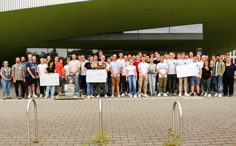 300 Euro erhalten die erfolgreichen Teams von der Fördergesellschaft der Hochschule Osnabrück (Foto: Hochschule Osnabrück)