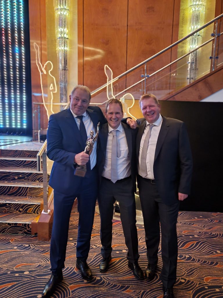 Geschäftsleitung der Packners GmbH: Geschäftsführer Frank Gausepohl (m.) und die beiden Prokuristen Christian Wala (l.) und Stefan Gausepohl (r.) (Foto: Packners)