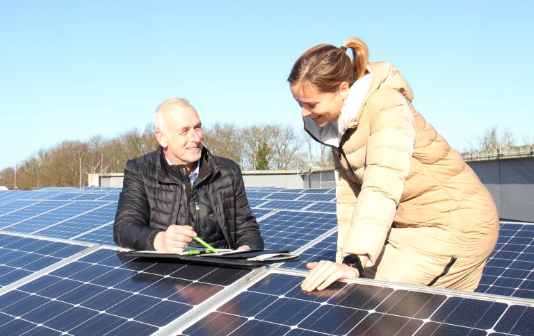 Thomas Serries rät Unternehmen zur Erzeugung und Nutzung von Solarstrom. (Foto: Miriam Loeskow-Bücker)