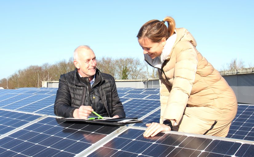 Thomas Serries rät Unternehmen zur Erzeugung und Nutzung von Solarstrom. (Foto: Miriam Loeskow-Bücker)