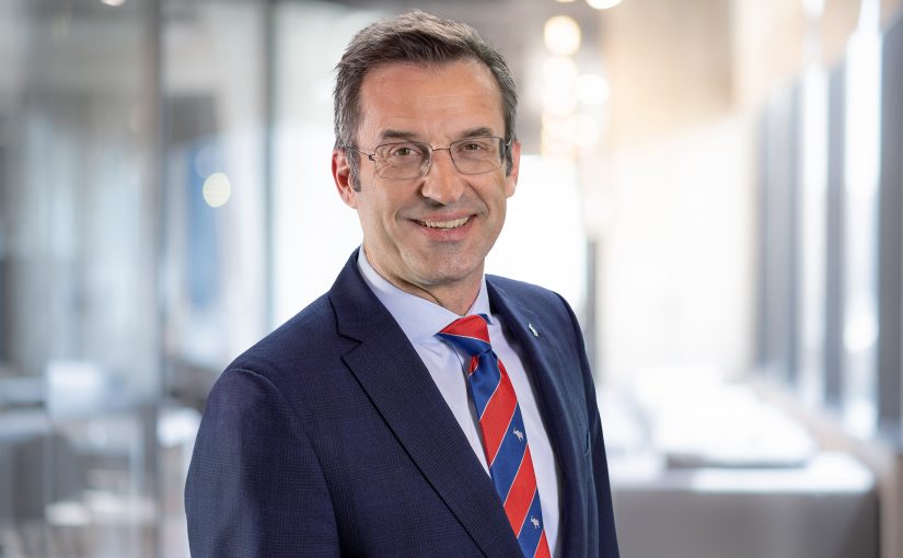 Dr. Günter Schweitzer als Chief Operations Officer bei Schmitz Cargobull für weitere fünf Jahre bestätigt
