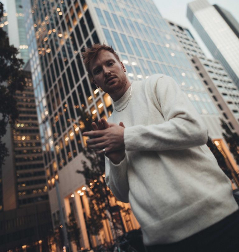 Neben Wincent Weiss verwandeln ELIF, NESS und MYLLER die Almeauen am 29. Juni 2024 in ein Festivalgelände (Foto: a.s.s. concerts & promotion gmbh)