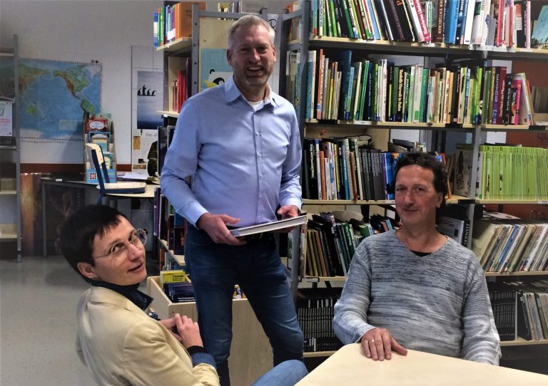 (von links nach rechts): Nicole Glaremin-Brünger; Thorsten Schomacher; Peter Süper (Foto: Tanja Liebke, Agentur für Arbeit Detmold)