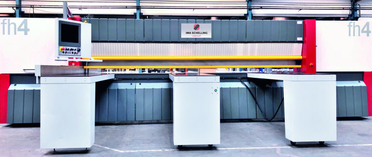 Auch in die Jahre gekommene Maschinen wie eine Plattenaufteilsäge fh 4 aus der ersten Generation werden überarbeitet und technisch auf den neuesten Stand gebracht. (Foto: IMA Schelling)