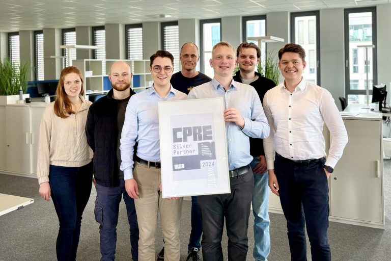 Anna Fißmann, Philipp Fremann, Fabian van den Boom, Thorsten Berg, Bernd Weyring (Head of Requirements Engineering), Leander Buyting, Maximilian Kemper (Foto: Schmitz Cargobull)