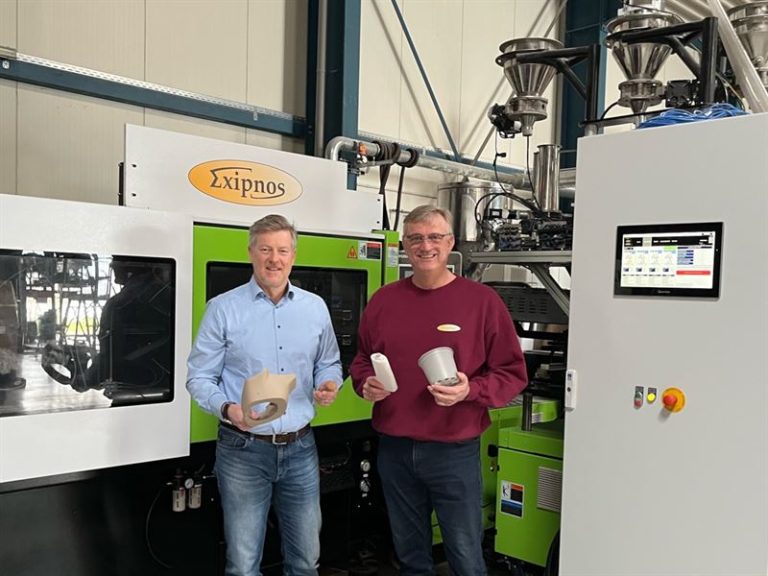 BioCelain® live: Holger Popp (Grässlin, li.) mit Peter Putsch (Exipnos). (Foto: Grässlin)