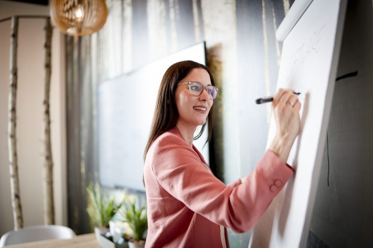 Das Förderprogramm Kompass richtet sich an hauptberuflich tätige Solo-Selbstständige. (Foto: Münsterland e.V./Anja Tiwisina)