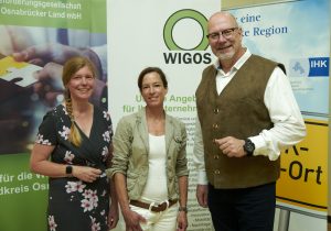 Andrea Frosch von der WIGOS (li.), Karen Barbrock, IHK-Projektleiterin, und Christian Goede-Diedering, Referent von DATEV, freuten sich über die hohe Resonanz auf die Vortragsveranstaltung der WIGOS, WFO und IHK. (Foto: Uwe Lewandowski)