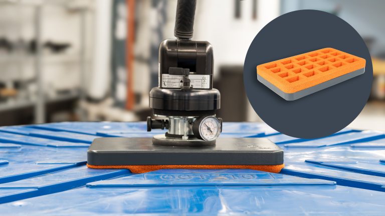 Mit der Moosgummidichtung lassen sich unebene und grob strukturierte Oberflächen heben und senken. (Foto: Timmer GmbH)