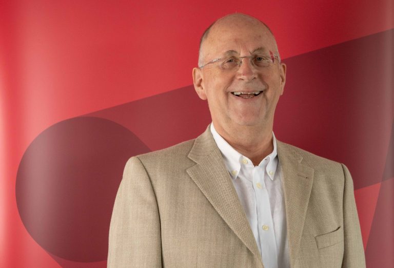 Professor Dr. Manfred Sietz tritt nach über 30 Jahren an der TH OWL in den Ruhestand. (Foto: TH OWL)