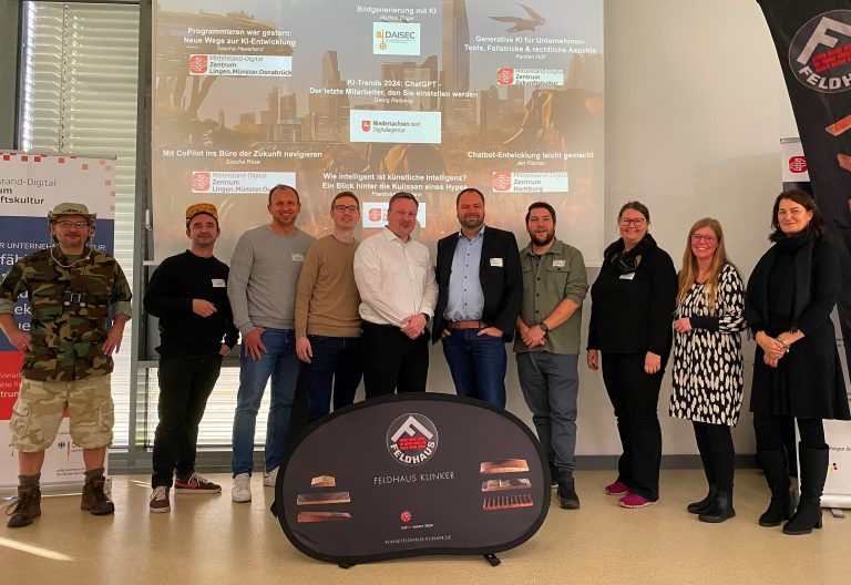 Eine spannende Safari unternahmen (v.li.) die Referenten Danny Kensa (Kensa- Konsult), Georg Redekop (Niedersachsen.next Digitalagentur), Michael Pruban, Sa-scha Haverland, Sascha Rose vom Mittelstand-Digital Zentrum Lin-gen.Münster.Osnabrück, Karsten Höft (Mittelstand-Digital Zentrum Zukunftskultur), Jan Fischer (Mittelstand-Digital Zentrum Hamburg), Franziska Hermann (Mittelstand-Digital Zentrum Fokus Mensch), Andrea Frosch (WIGOS) und Nicola Feldhaus, Ge-schäftsführerin Feldhaus Klinker (Foto: Bettina Klimek)