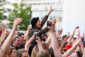 Das Campus Festival Bielefeld kann am 19. Juni 2025 auf dem Gelände am Hauptgebäude der Universität Bielefeld stattfinden. (Foto: Christian Weische)