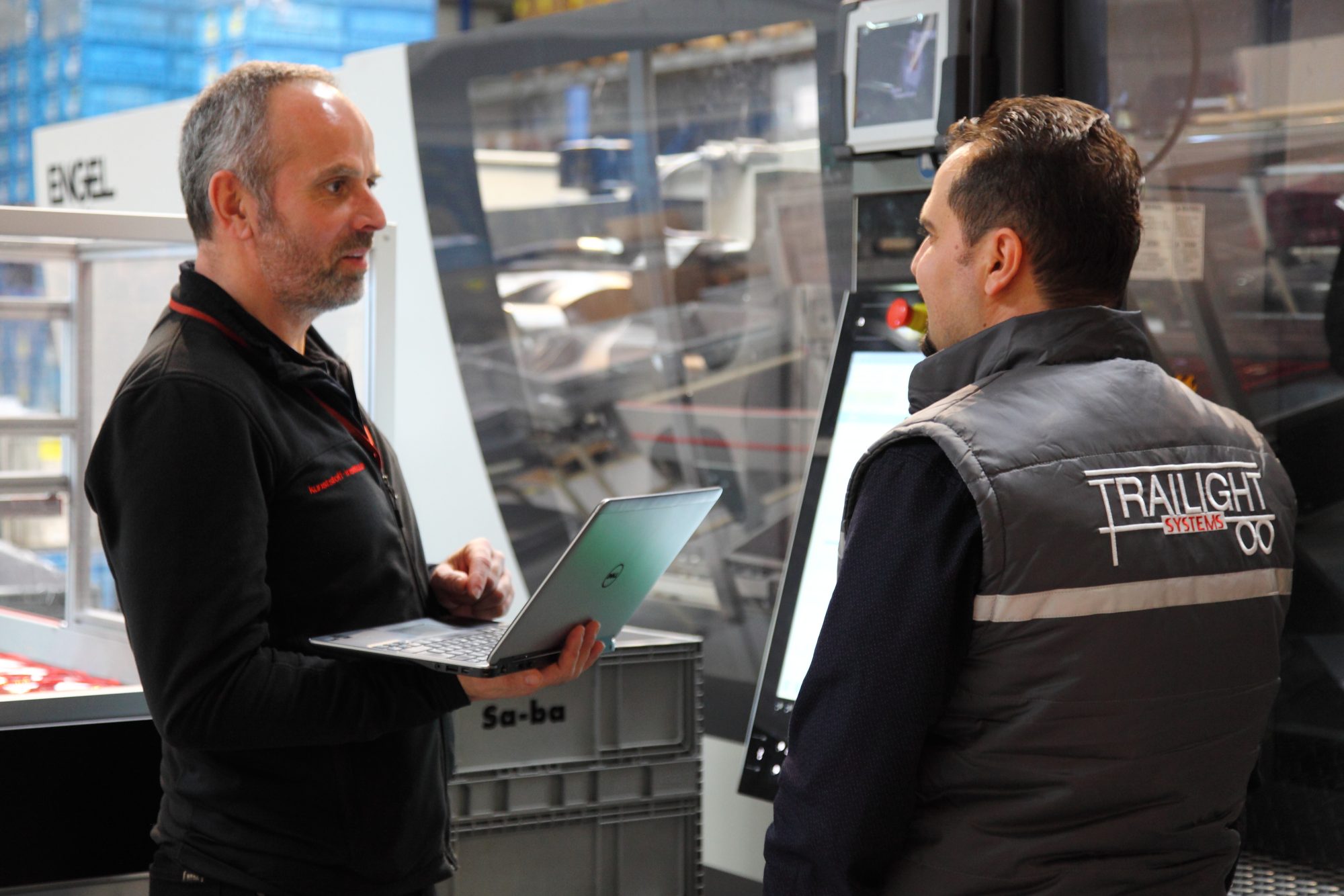 Praxisorientierte Anwendungstechnik weltweit Vorort (Foto: KIMW Management GmbH)