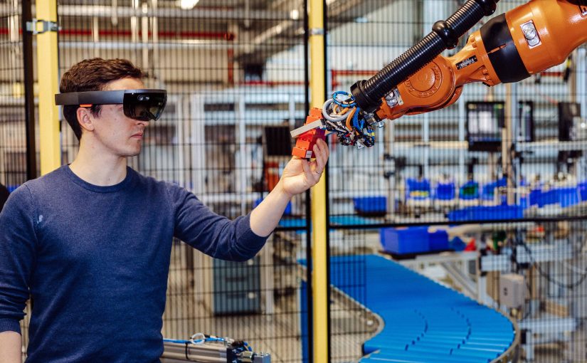 Der Bachelorstudiengang „Maschinenbau“ am Standort Bielefeld schnitt besonders gut beim Studierendenurteil ab. (Foto: P. Pollmeier/HSBI)