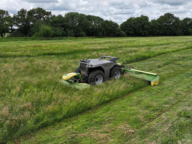Autonom in die Zukunft: Krone präsentiert innovativen Mähroboter für die Landwirtschaft