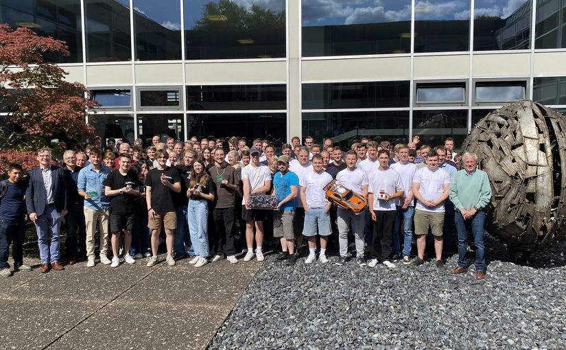 Auf der Projektmesse „Lösungen für die Welt von morgen“ der Hochschule Osnabrück präsentierten 14 studentische Teams der Fakultät Ingenieurwissenschaften und Informatik kreative, praxisnahe und nachhaltige Ideen für aktuelle Herausforderungen. (Hochschule Osnabrück)