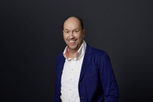 Kai Vogelsänger, Geschäftsführer der VOGELSÄNGER STUDIOS, in den Studios in Lage