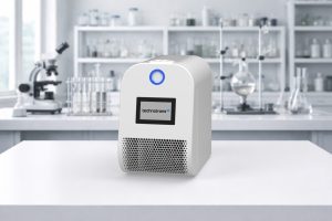 Kompaktes technotrans Peltier-Kühlsystem als Stand-alone-Gerät in Laborumgebung